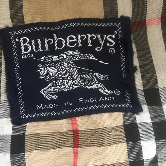 Burberry’s.London Vintage Trench coat